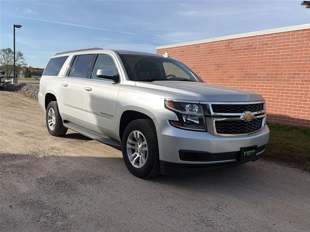 2018 Chevrolet Suburban - $23,990
