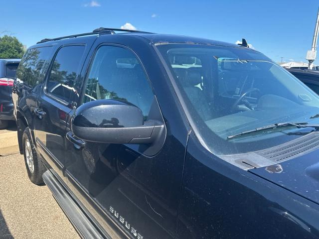 2012 Chevrolet Suburban - $2,780