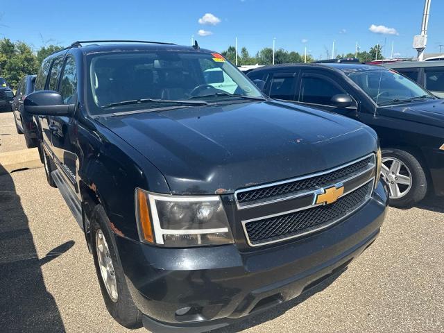 2012 Chevrolet Suburban - $2,780