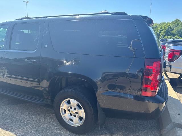2012 Chevrolet Suburban - $2,780