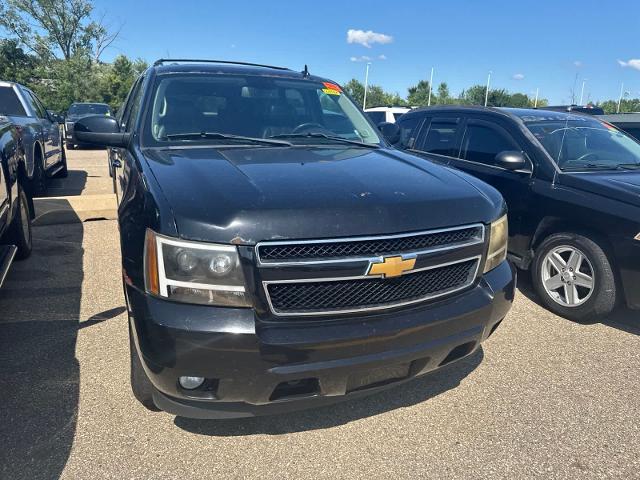 2012 Chevrolet Suburban - $2,780