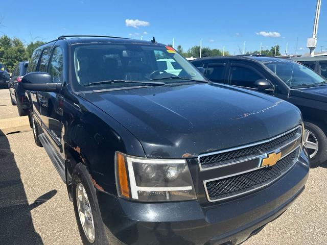 2012 Chevrolet Suburban - $2,780
