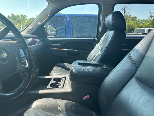 2012 Chevrolet Suburban - $2,780
