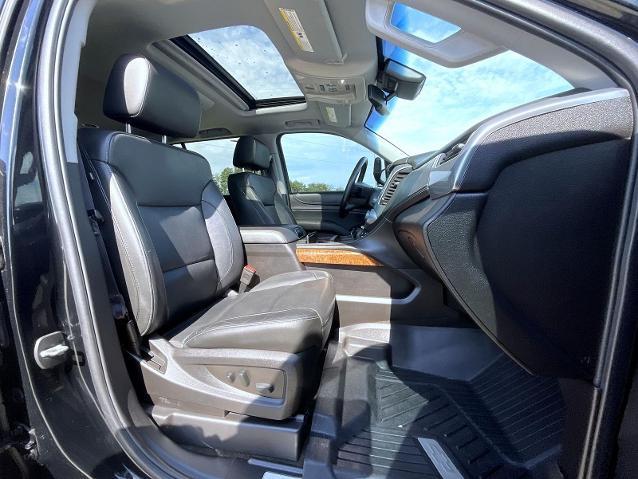 2017 Chevrolet Suburban - $21,997