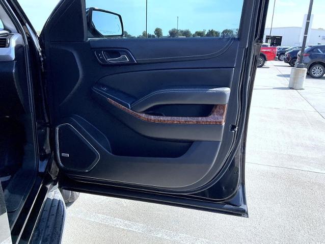 2017 Chevrolet Suburban - $21,997