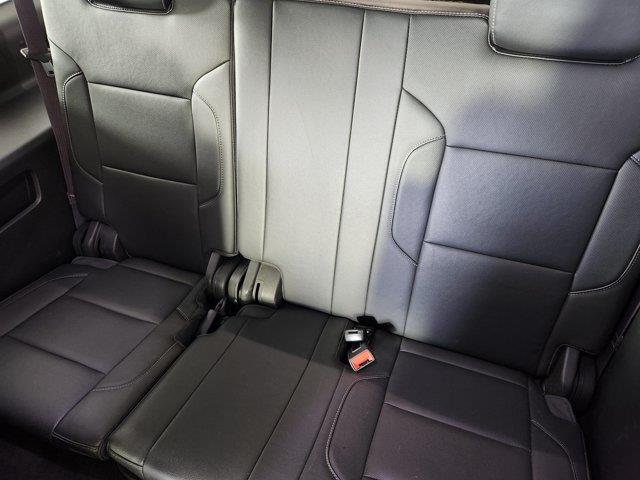 2016 Chevrolet Suburban - $17,434