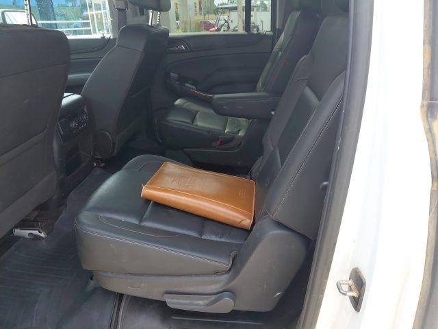 2017 Chevrolet Suburban - $16,988