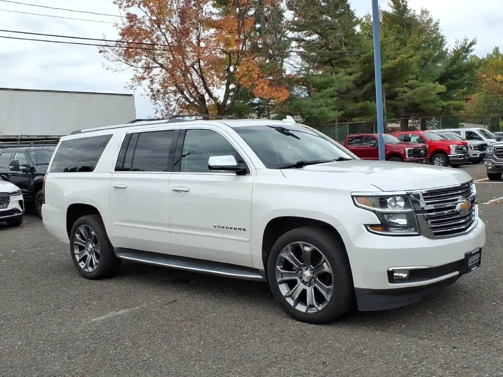 2018 Chevrolet Suburban - $19,990