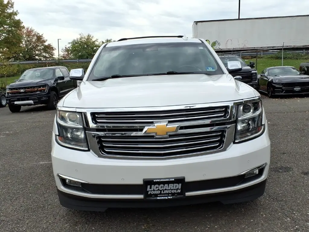 2018 Chevrolet Suburban - $19,990