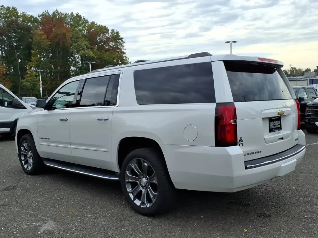 2018 Chevrolet Suburban - $19,990