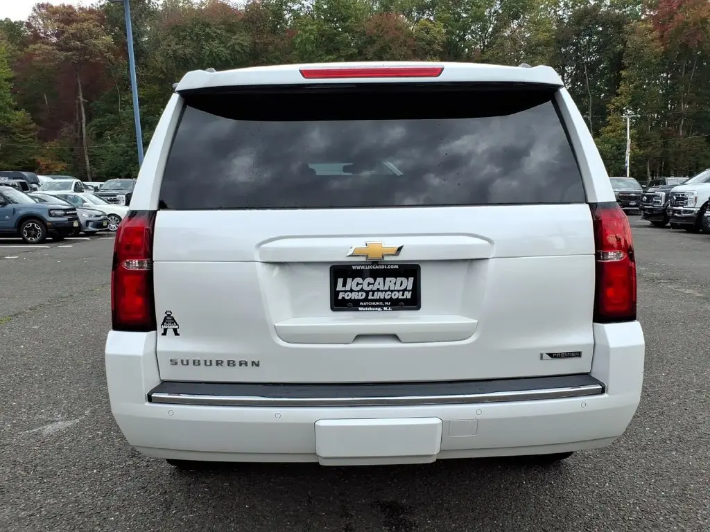 2018 Chevrolet Suburban - $19,990