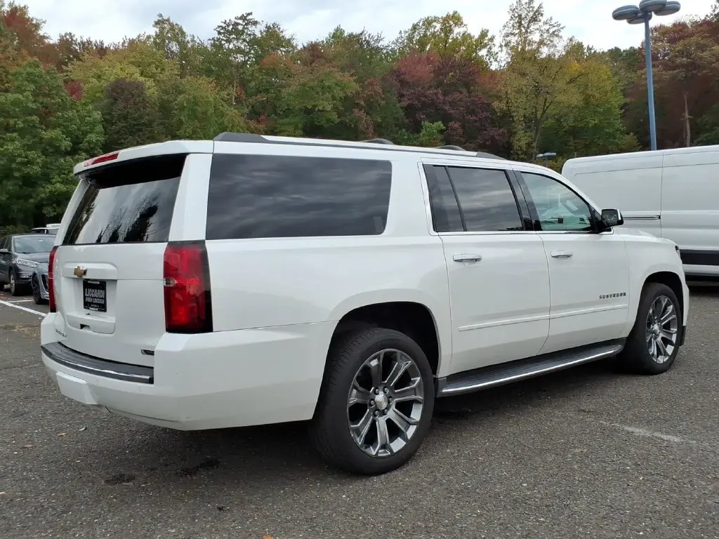 2018 Chevrolet Suburban - $19,990