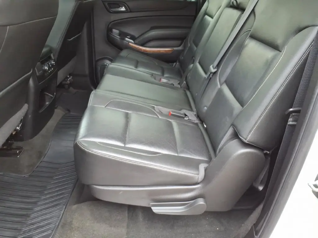 2018 Chevrolet Suburban - $19,990