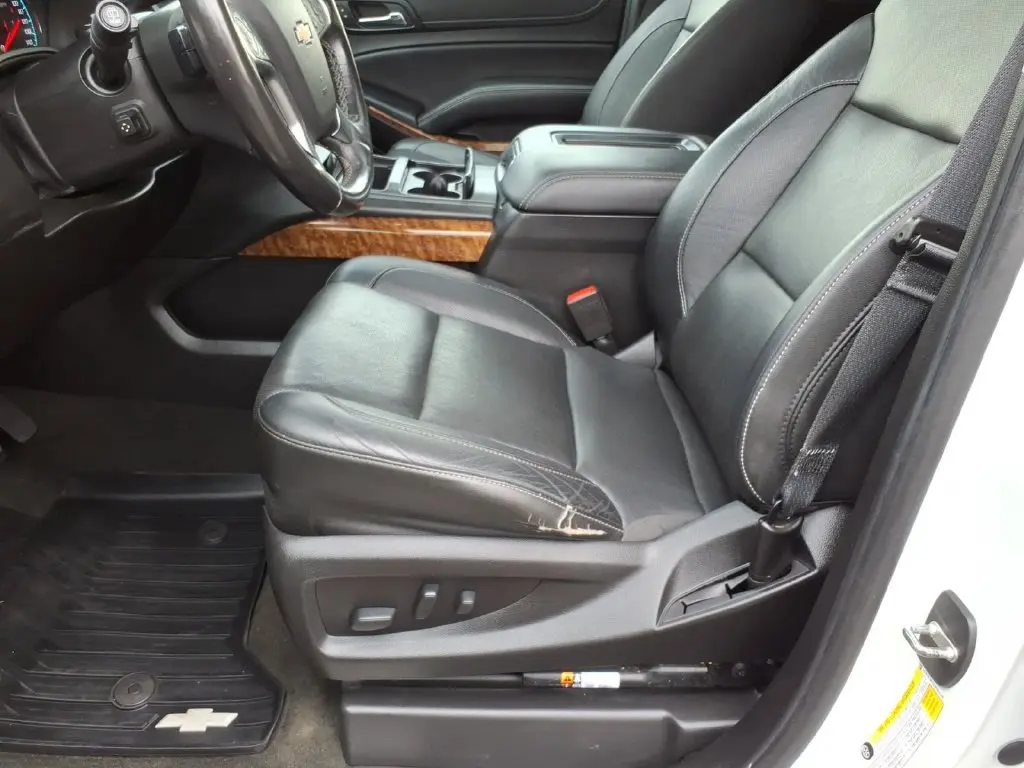 2018 Chevrolet Suburban - $19,990