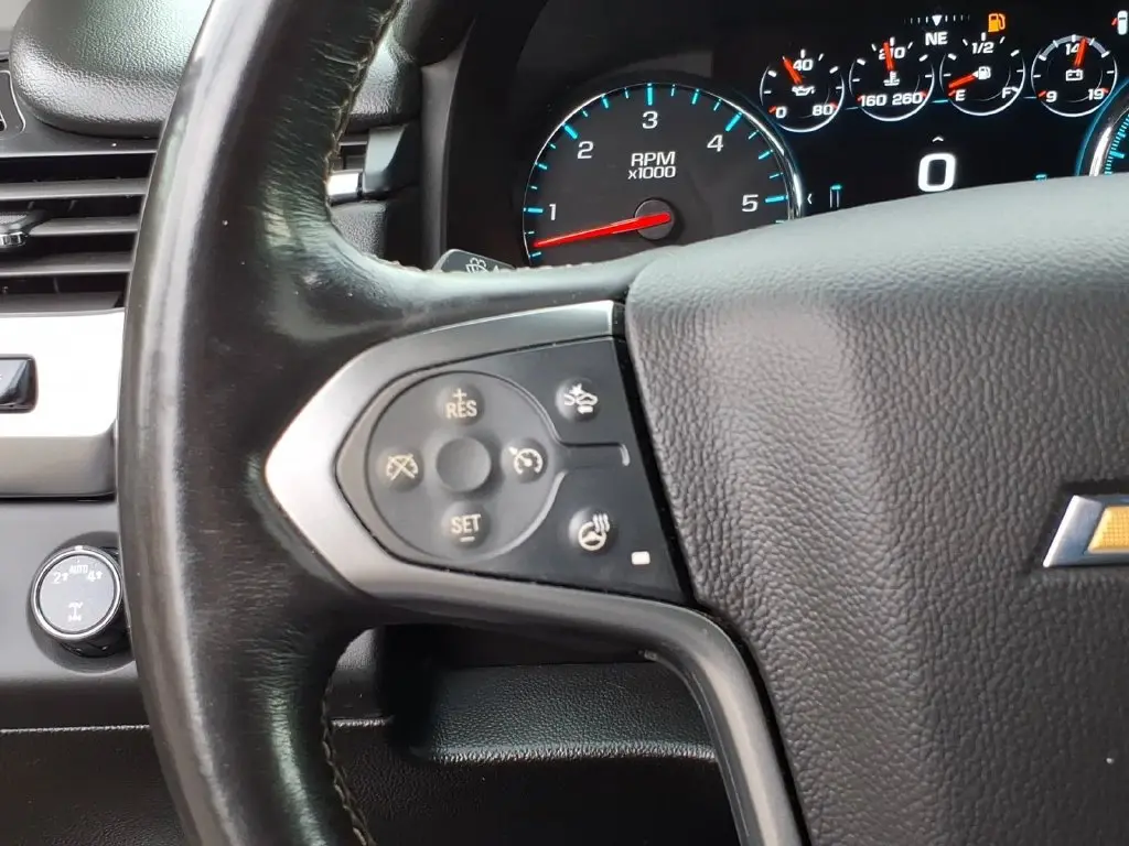 2018 Chevrolet Suburban - $19,990