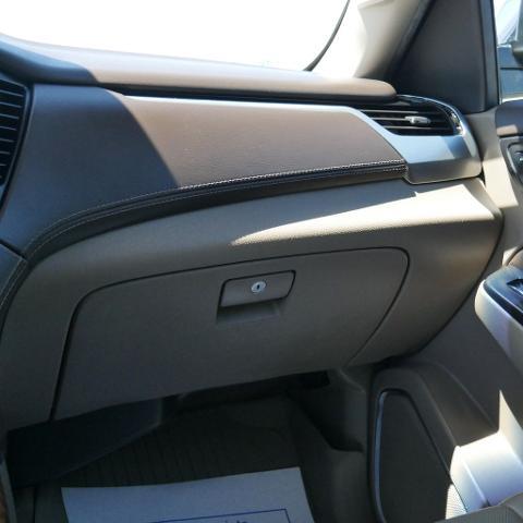 2020 Chevrolet Suburban - $27,999