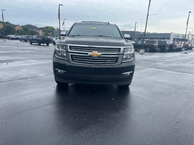 2020 Chevrolet Suburban Premier — photo 1 of 9
