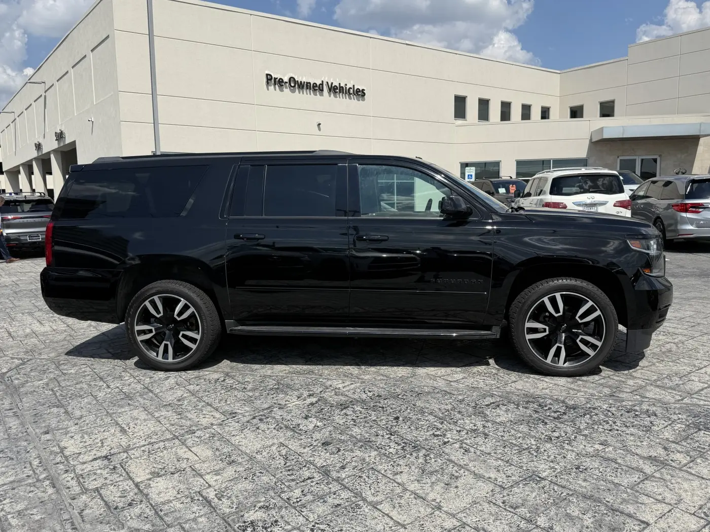 2019 Chevrolet Suburban - $29,750