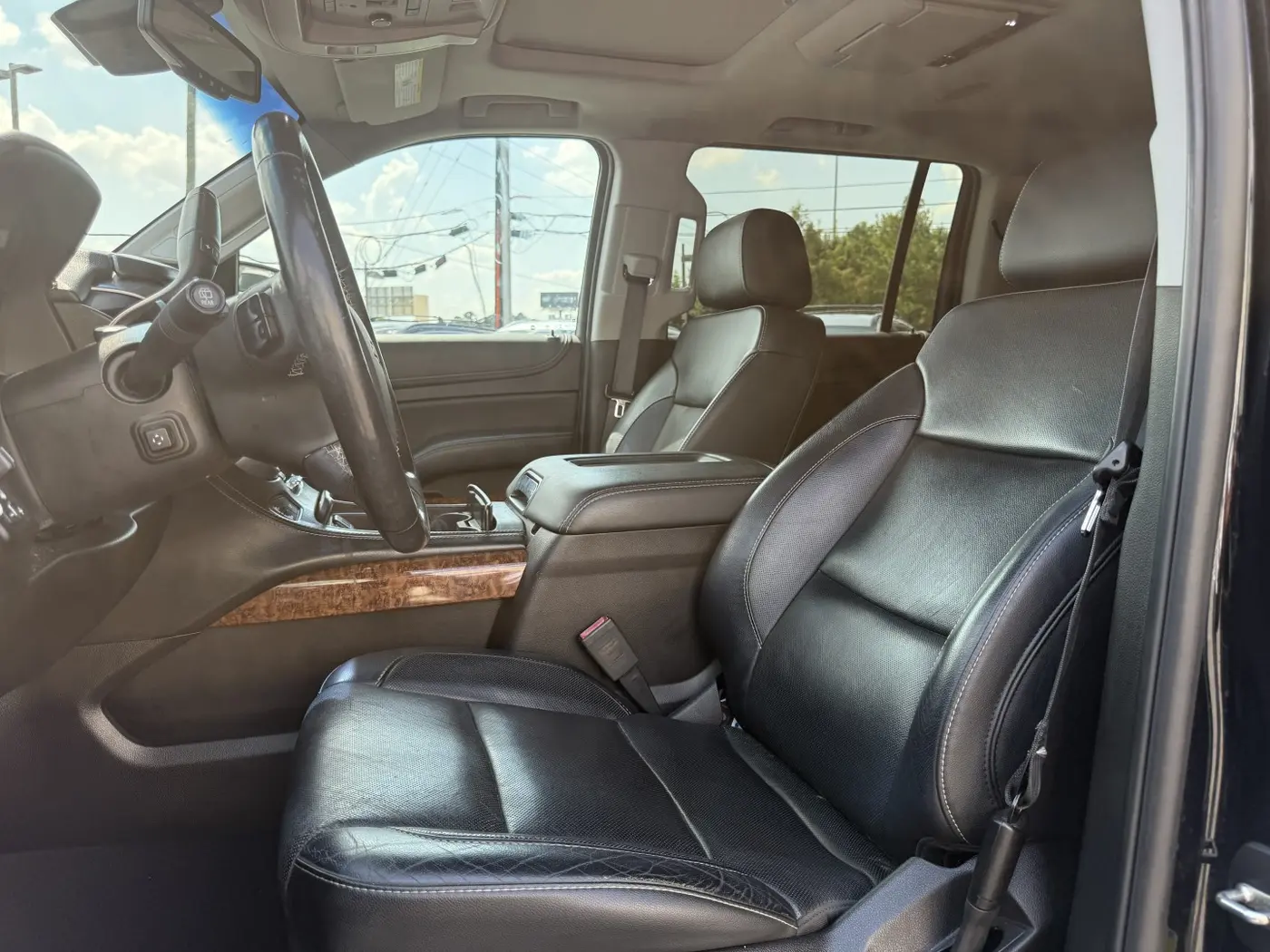 2019 Chevrolet Suburban - $29,750