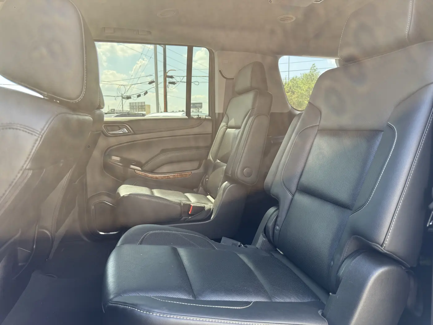 2019 Chevrolet Suburban - $29,750