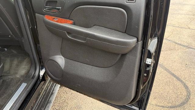 2013 Chevrolet Suburban LTZ