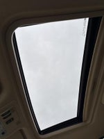 2013 Suburban Thumbnail 20