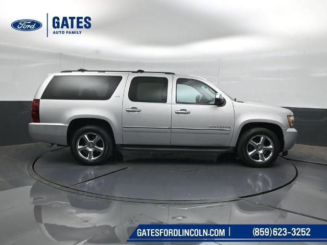 2014 Chevrolet Suburban - $14,888