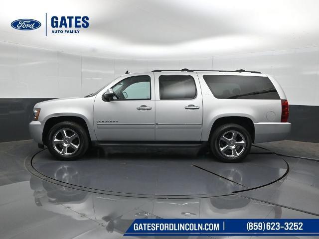 2014 Chevrolet Suburban - $14,888