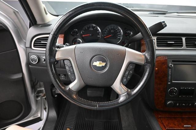 2014 Chevrolet Suburban - $14,888