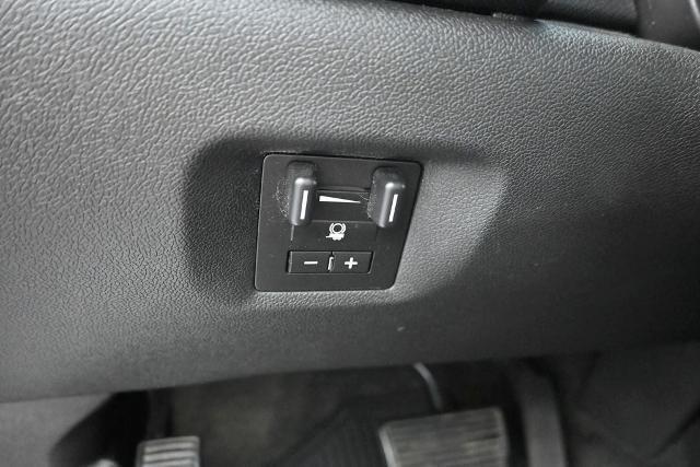 2014 Chevrolet Suburban - $14,888