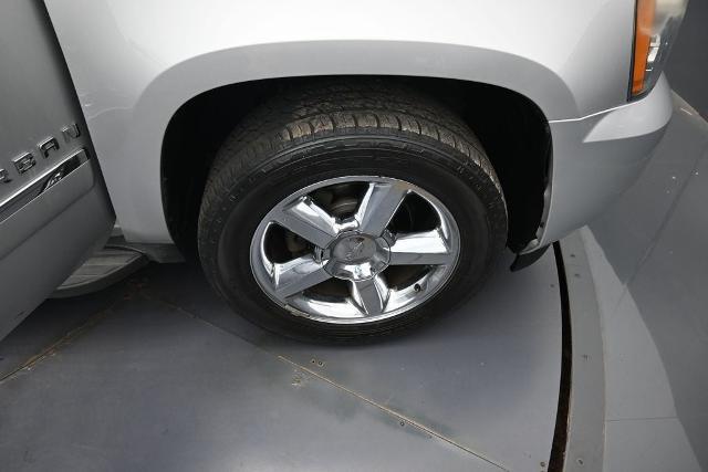 2014 Chevrolet Suburban - $14,888