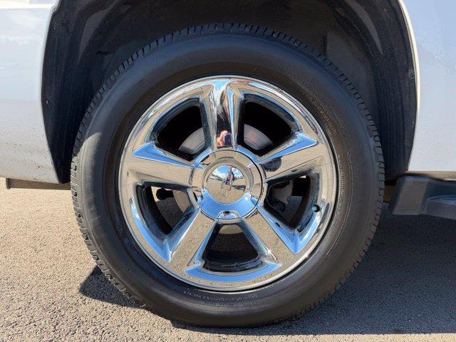 2014 Chevrolet Suburban - $8,789