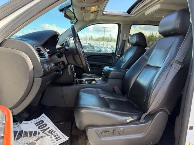 2014 Chevrolet Suburban - $8,789