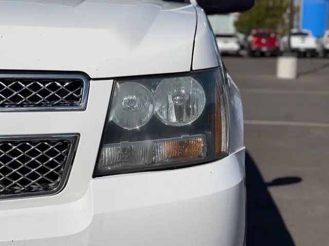 2014 Chevrolet Suburban - $8,789