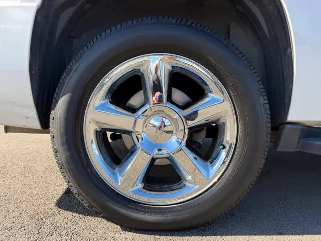 2014 Chevrolet Suburban - $8,789