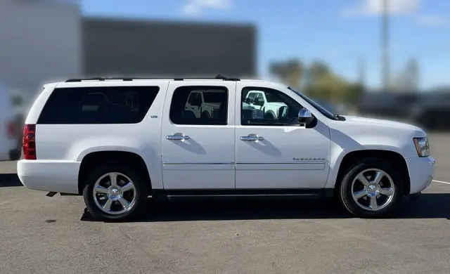 2014 Chevrolet Suburban - $8,789