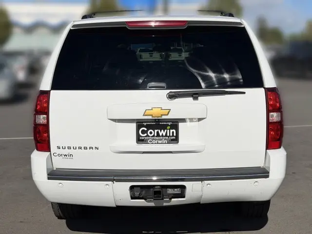 2014 Chevrolet Suburban - $8,789