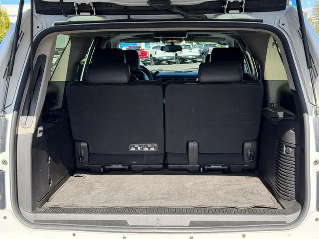 2014 Chevrolet Suburban - $8,789