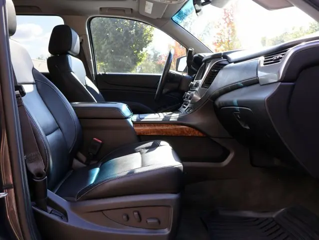 2015 Chevrolet Suburban - $18,190
