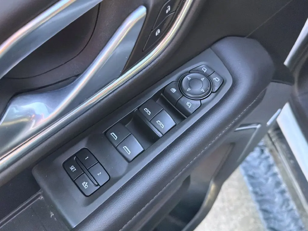 2022 Chevrolet Tahoe - $44,000