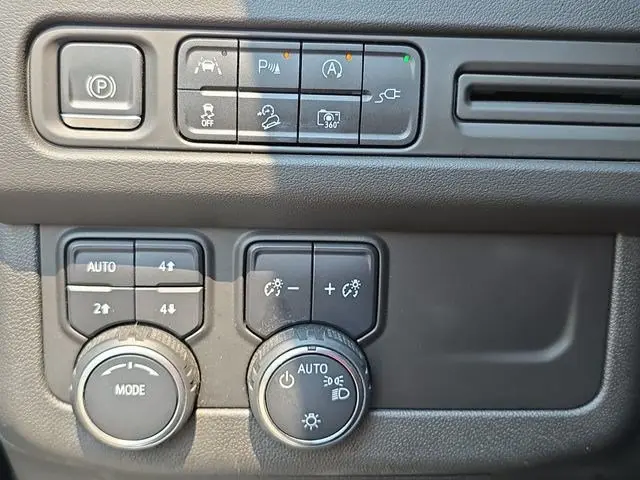 2022 Chevrolet Tahoe - $42,933