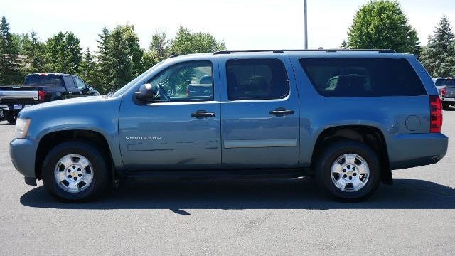 2010 Chevrolet Suburban LS