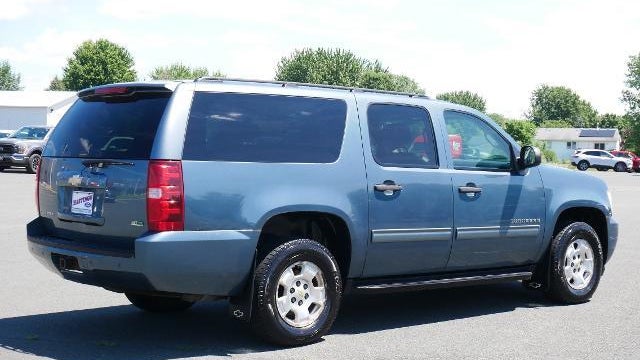 2010 Chevrolet Suburban LS