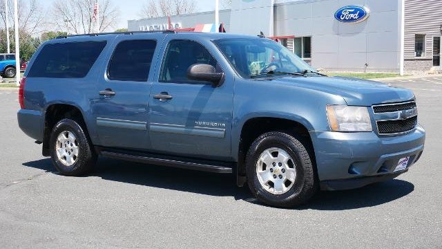 2010 Chevrolet Suburban LS