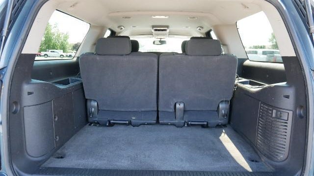 2010 Chevrolet Suburban LS