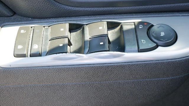 2010 Chevrolet Suburban LS