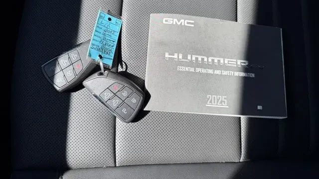 2025 GMC HUMMER EV Pickup 2X