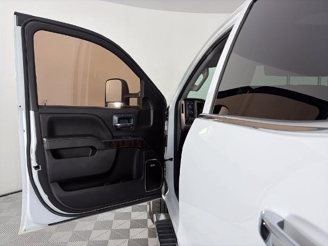 2015 GMC Sierra - $32,998