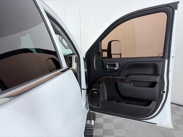 2015 GMC Sierra - $32,998