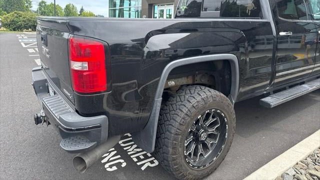 2015 GMC Sierra 2500HD Denali